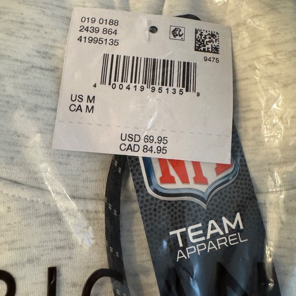 Green Bay Packers Hoodie - Picture 2 of 5